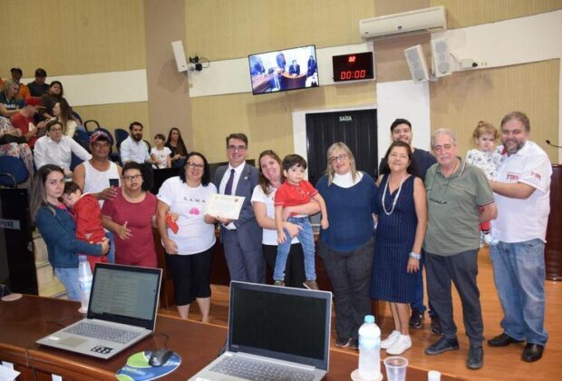 Thiago Cetroni rende homenagens ao trabalho social desenvolvido pelo GAMA
