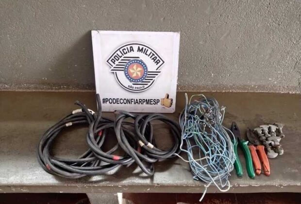Furto de fios elétricos.