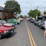 Encontro de carros antigos reúne mais de 300 veículos em Monte Alto