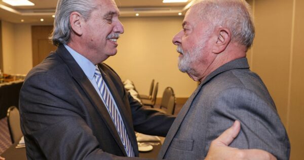 Presidentes Lula e Fernández se encontram novamente