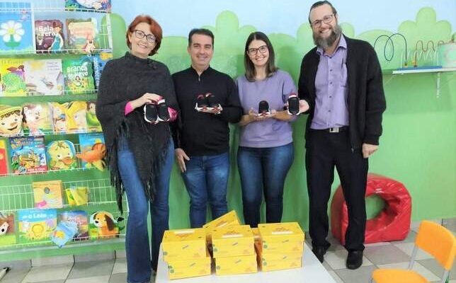 Emenda Impositiva garante sapatinhos para alunos carentes em Monte Alto