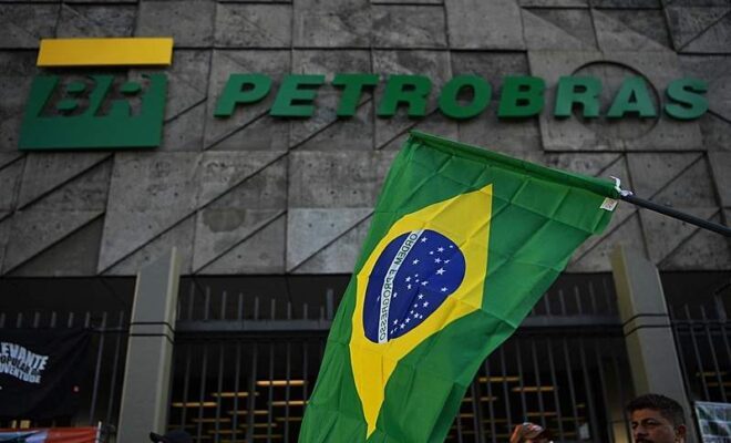 Petrobras anuncia pagamento de dividendos aos acionistas