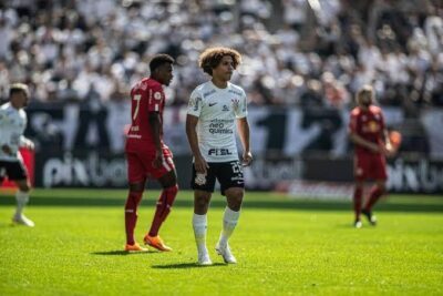 A foto abaixo foi retirada do Instagram Oficial do Corinthians