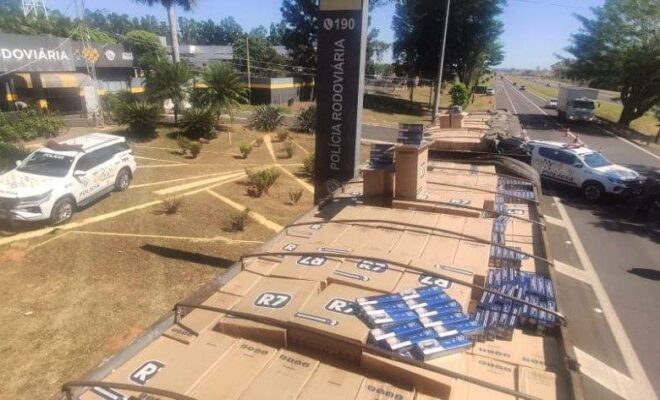 Policiais Rodoviários Apreendem 825 Mil Maços de Cigarros Contrabandeados