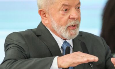 Lula Afirma que Dilma Merece Desculpas por Impeachment