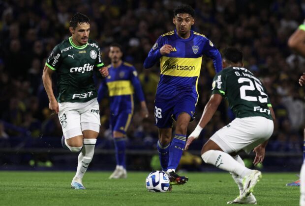 Corinthians e Palmeiras vivem momento decisivo na temporada